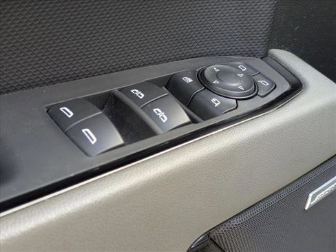 Used 2024 Chevrolet Silverado 1500 ZR2 w/ Technology Package image 6