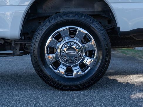 Used 2023 Ford F250 King Ranch w/ Chrome Package image 10