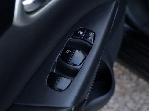 Used 2019 Nissan Sentra SV image 21