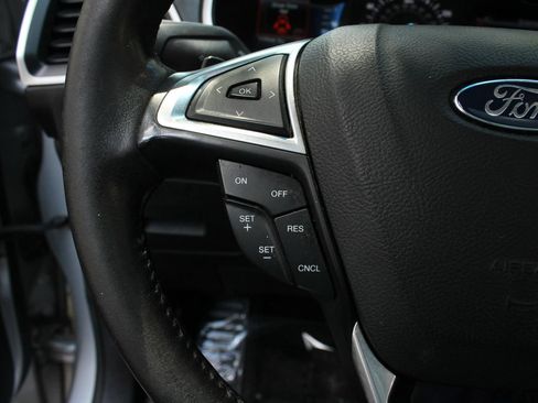 Used 2015 Ford Edge SEL w/ Equipment Group 201A AWD/4WD image 26