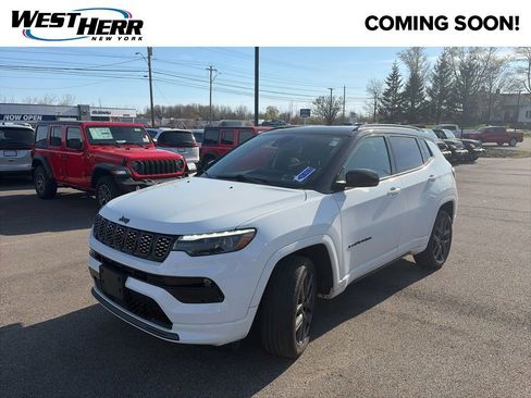 Used 2024 Jeep Compass Limited w/ High Altitude Package AWD/4WD image 4