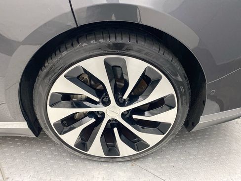 Used 2024 Lucid Air Touring AWD/4WD image 10