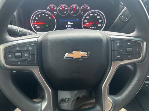 Used 2023 Chevrolet Silverado 2500 Custom w/ Custom Convenience Package image 20