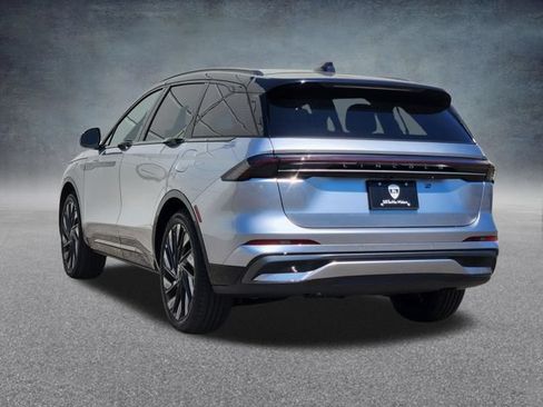 New 2026 Lincoln Nautilus Reserve AWD/4WD image 5