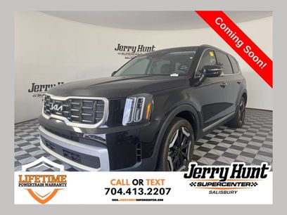 Used 2024 Kia Telluride S w/ S Sunroof Package