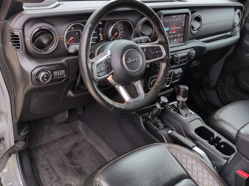 Used 2022 Jeep Gladiator Overland AWD/4WD image 10