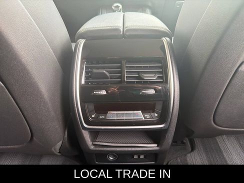 Used 2019 BMW X7 xDrive40i w/ Premium Package AWD/4WD image 28