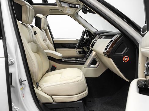 Used 2019 Land Rover Range Rover Long Wheelbase Autobiography image 21