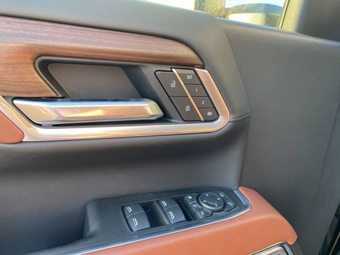 New 2025 GMC Sierra 2500 Denali Ultimate w/ Max Trailering Package image 19