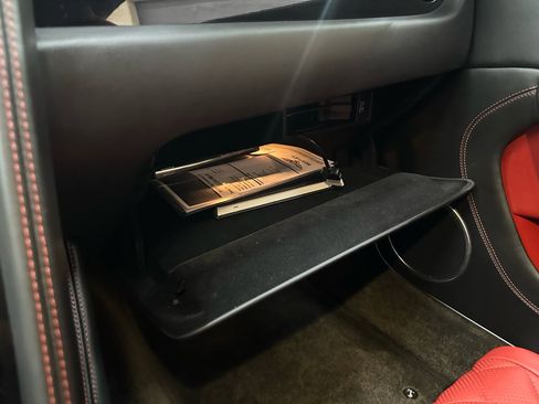 Used 2016 Bentley Continental GT image 33