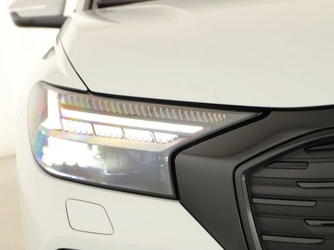 Certified 2024 Audi Q4 e-tron Prestige w/ Black Optic Package AWD/4WD image 35