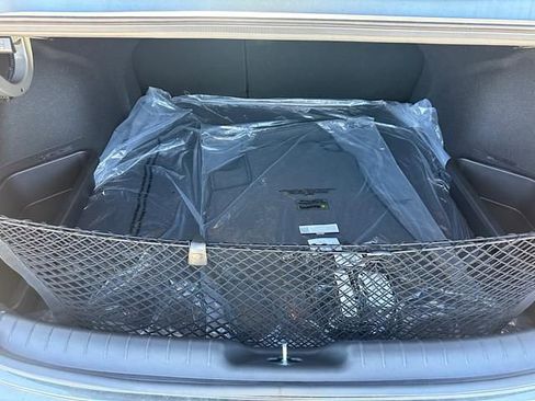 New 2025 Hyundai Elantra Limited image 6