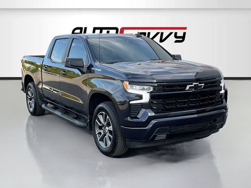 Used 2024 Chevrolet Silverado 1500 RST AWD/4WD image 1