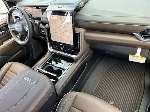 New 2026 GMC Yukon XL Denali Ultimate AWD/4WD image 30