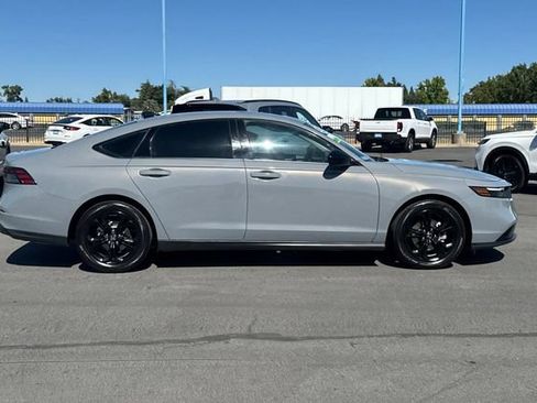 Used 2025 Honda Accord SE image 3