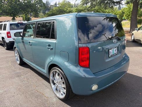 Used 2008 Scion xB FWD image 5