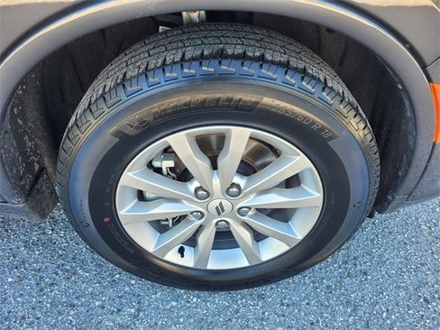 Used 2025 Dodge Durango GT image 18