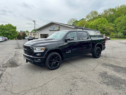 Used 2022 RAM 1500 Laramie AWD/4WD image 2