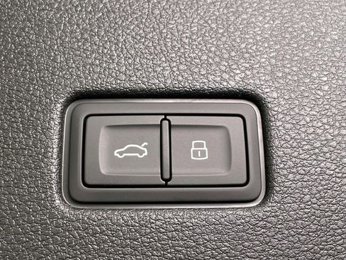 New 2026 Audi Q8 Premium Plus AWD/4WD image 21