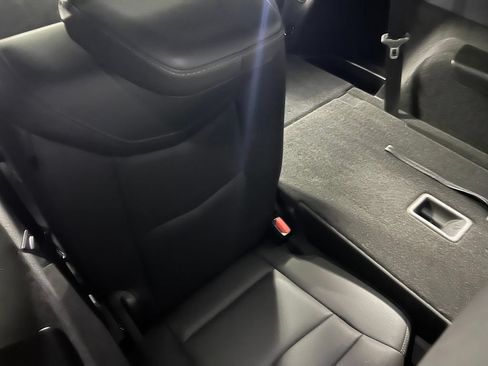 Used 2024 Cadillac XT6 Luxury FWD image 18