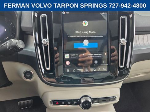 New 2026 Volvo XC40 B5 Plus w/ Protection Package Premier AWD/4WD image 24
