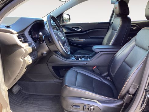 Used 2023 GMC Acadia AT4 w/ Technology Package image 29