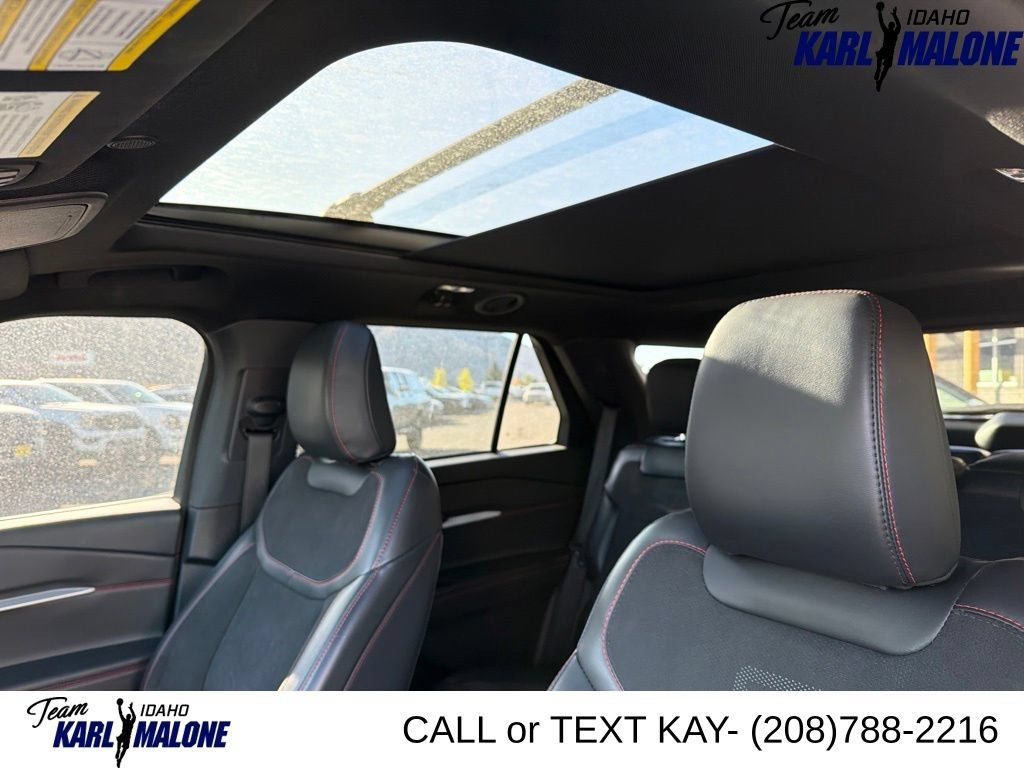 Used 2026 Ford Explorer ST w/ Sun And Sound Package AWD/4WD image 33
