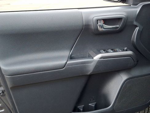 Certified 2023 Toyota Tacoma TRD Sport image 12