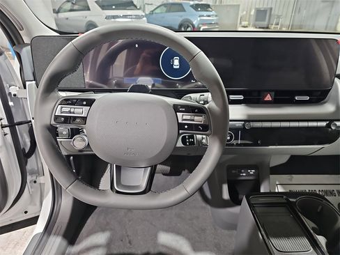 New 2026 Hyundai Ioniq 5 SEL image 17