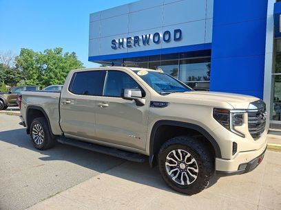 Used 2022 GMC Sierra 1500 AT4 w/ AT4 Premium Package