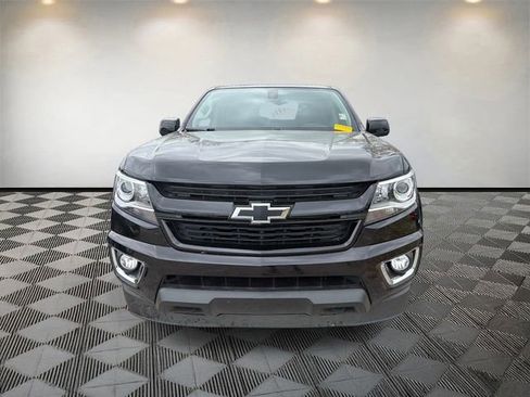 Used 2016 Chevrolet Colorado Z71 w/ Z71 Midnight Edition image 3