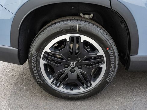 New 2026 Honda Pilot Touring image 10