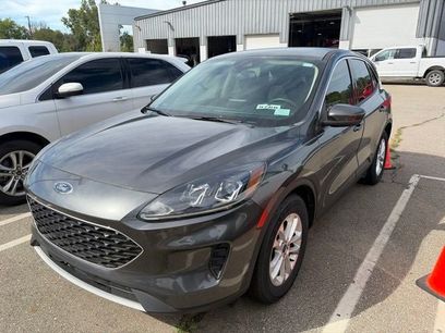 Used 2020 Ford Escape SE