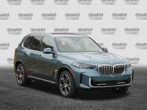 Used 2024 BMW X5 xDrive40i image 2