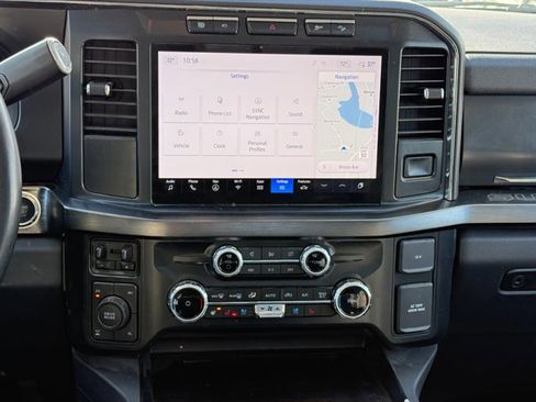 Used 2024 Ford F250 Lariat w/ Sport Appearance Package image 23