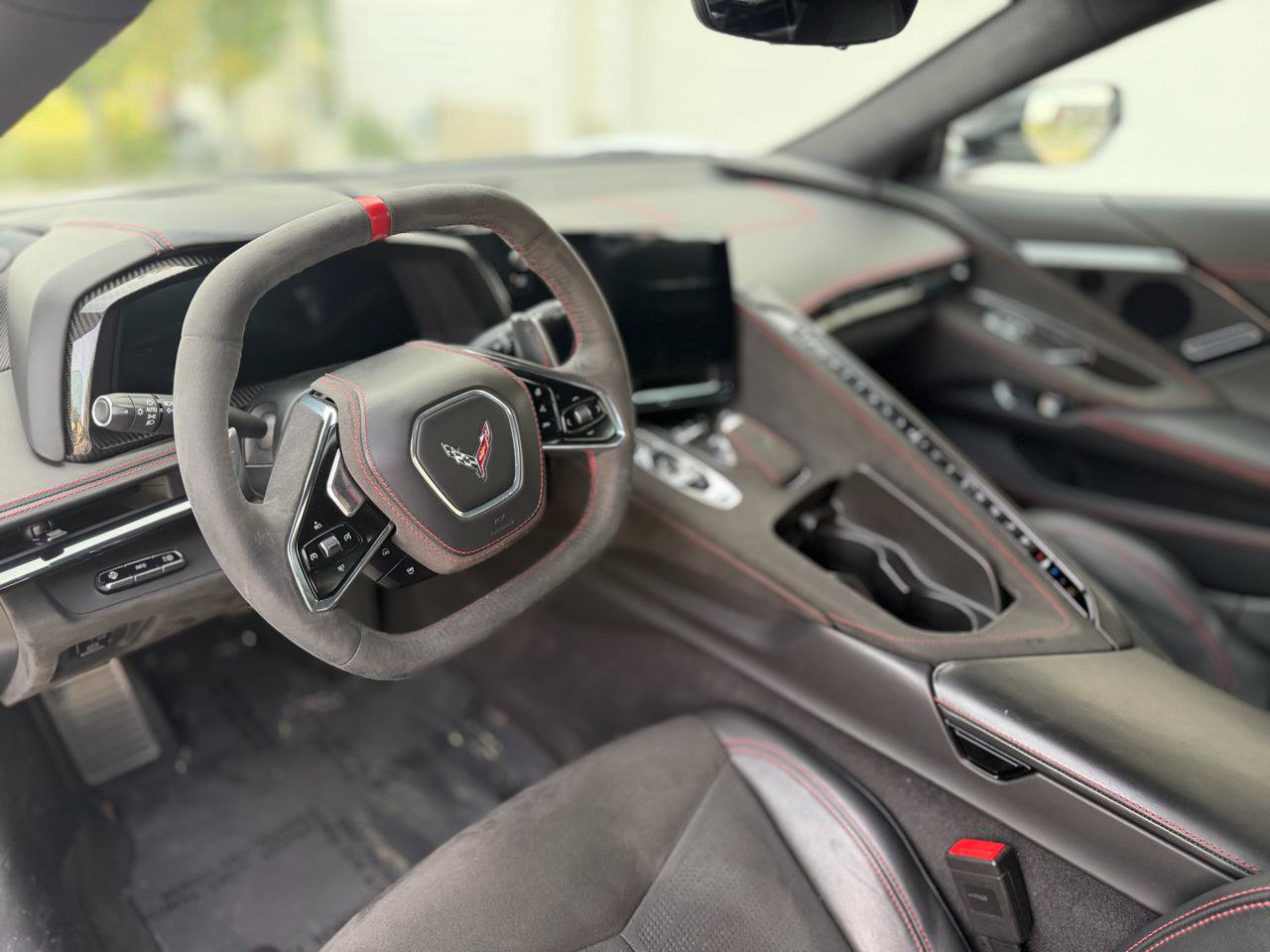 Used 2023 Chevrolet Corvette Stingray Premium Cpe w/ Z51 Performance Package RWD image 9