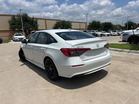 Used 2023 Honda Civic Sport image 5