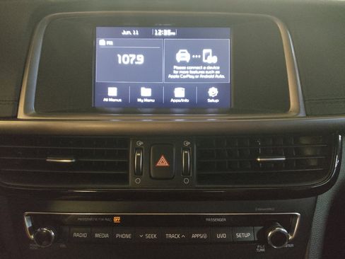 Used 2017 Kia Optima LX w/ Value Package FWD image 25