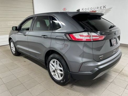 Used 2024 Ford Edge SEL w/ Convenience Package AWD/4WD image 4