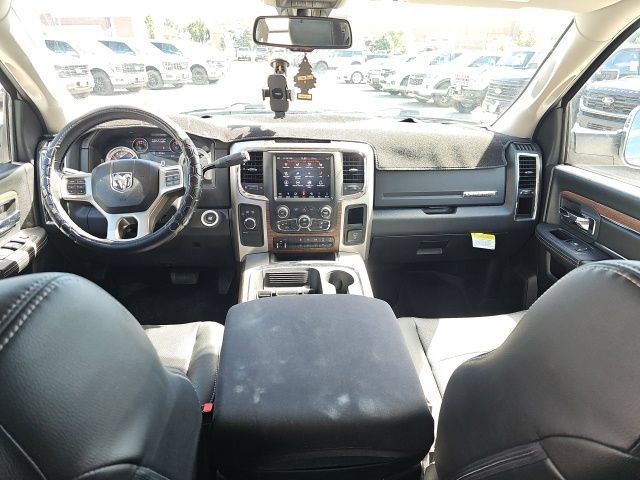 Used 2018 RAM 3500 Laramie AWD/4WD image 11