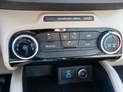 Used 2021 Ford Escape SE AWD/4WD image 28