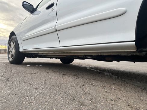 Used 2001 Chevrolet Cavalier Base 4dr Sedan image 16