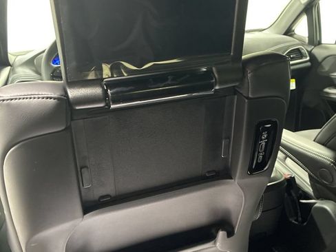 New 2026 Chrysler Pacifica Select FWD image 26