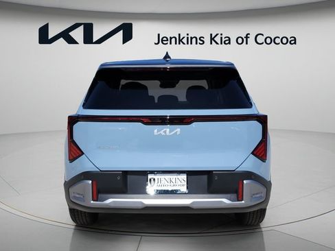 New 2027 Kia Seltos S FWD image 5