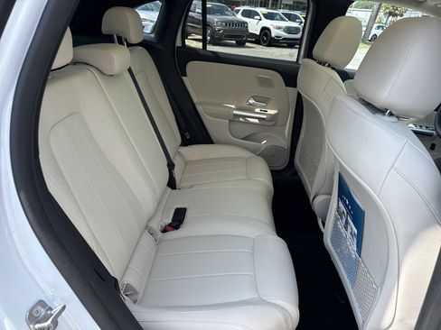 Used 2023 Mercedes-Benz GLA 250 image 28