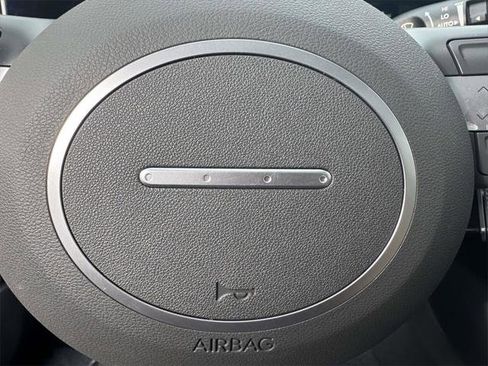 Used 2025 Hyundai Sonata Limited image 32