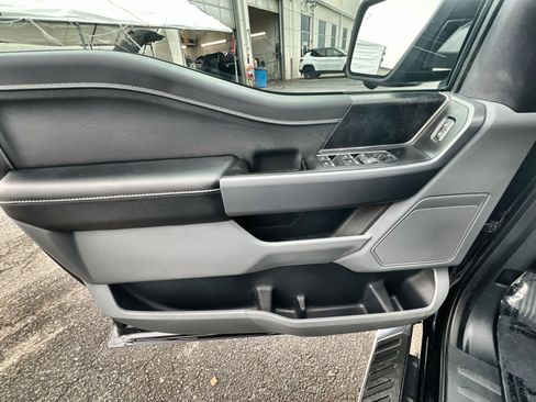 Used 2022 Ford F150 XLT w/ Equipment Group 302A High image 15