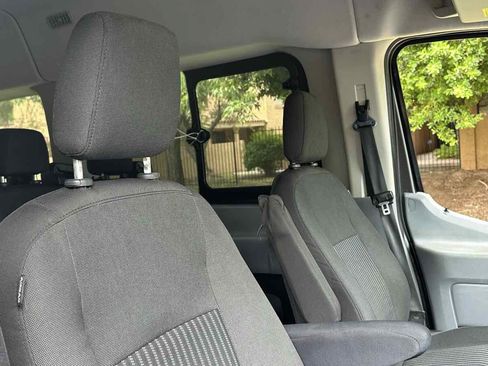 Used 2017 Ford Transit 350 XLT RWD image 11