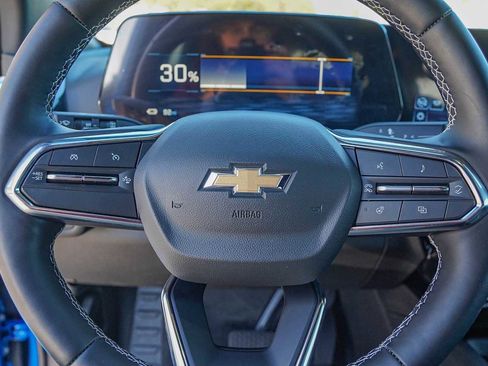Used 2024 Chevrolet Blazer EV LT image 12