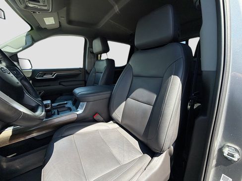 Used 2023 Chevrolet Silverado 1500 LT Trail Boss w/ Convenience Package II image 24